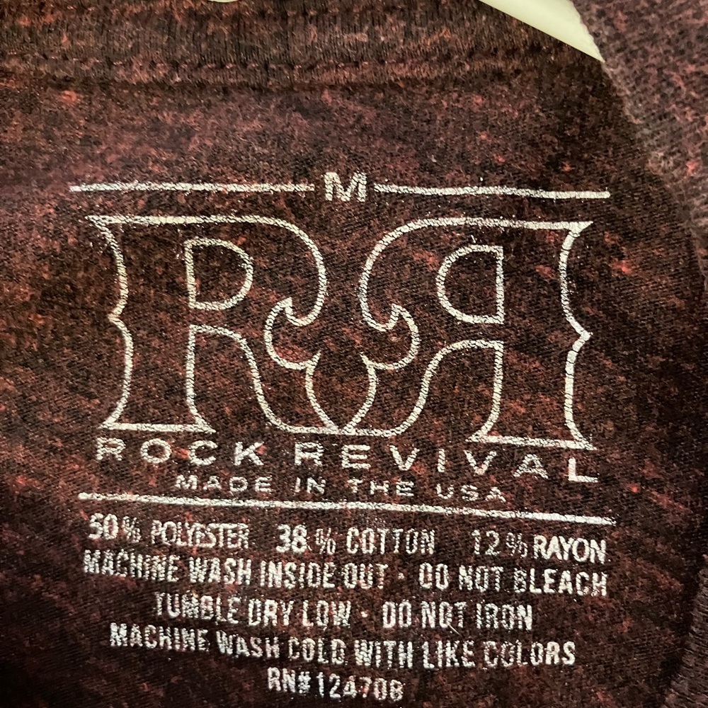 rock revival Tee Men’s M Burgundy Short Sleeves Comfort Logo Graphic Tshirt - Picture 5 of 8